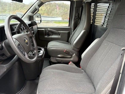 2025 Chevrolet Express 2500 Work Van Cargo