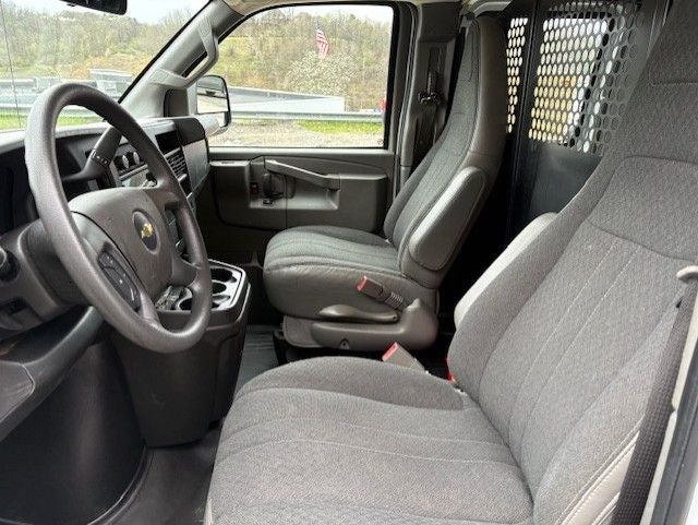 2025 Chevrolet Express 2500 Work Van Cargo