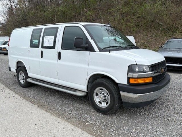 2025 Chevrolet Express 2500 Work Van Cargo