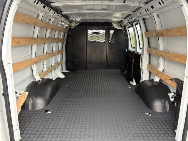 2025 Chevrolet Express 2500 Work Van Cargo