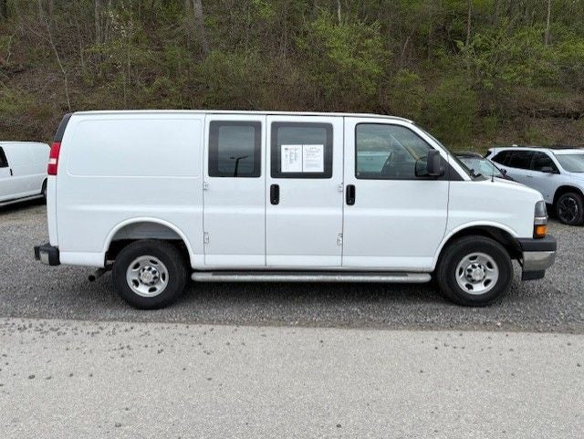 2025 Chevrolet Express 2500 Work Van Cargo