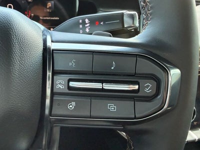 2024 GMC Acadia AT4