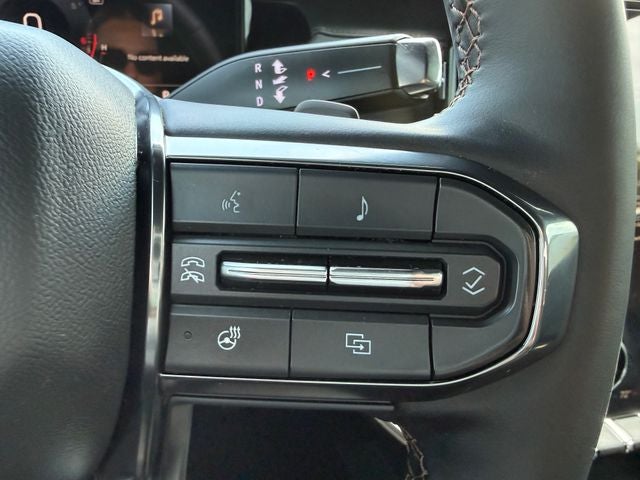 2024 GMC Acadia AT4
