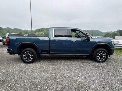 2024 GMC Sierra 2500HD Denali