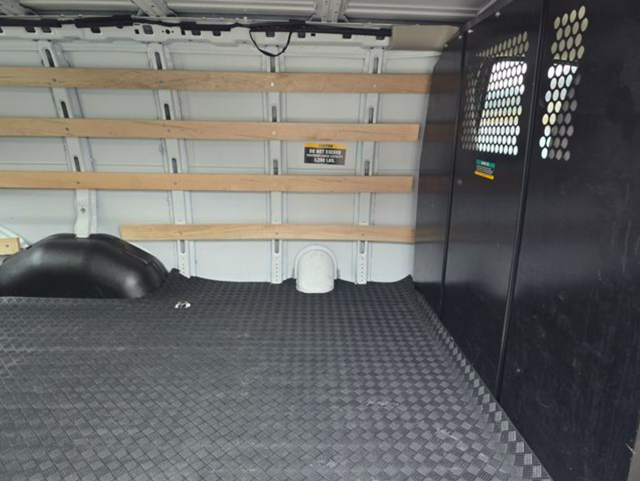 2025 GMC Savana 2500 Work Van