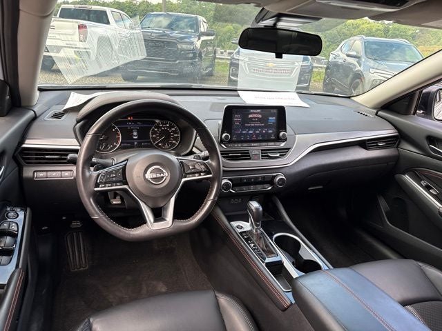 2023 Nissan Altima SR