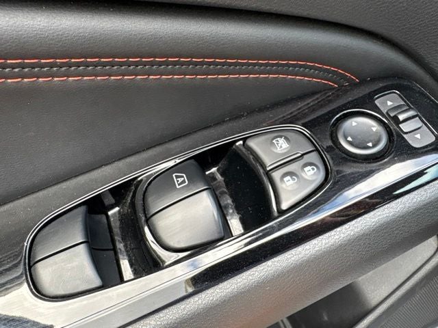 2023 Nissan Altima SR