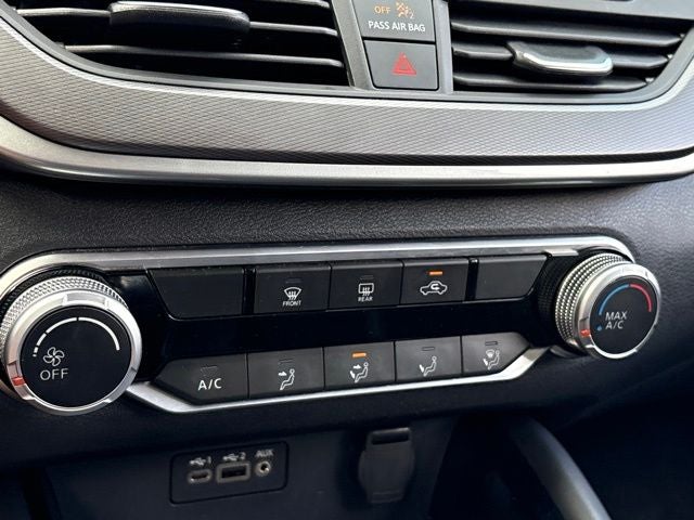 2023 Nissan Altima SR