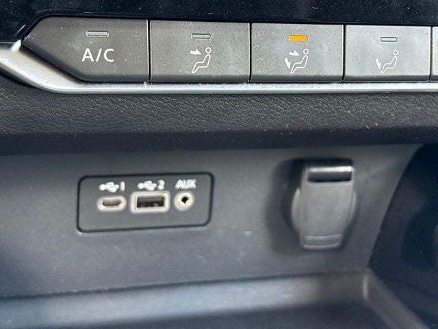 2023 Nissan Altima SR