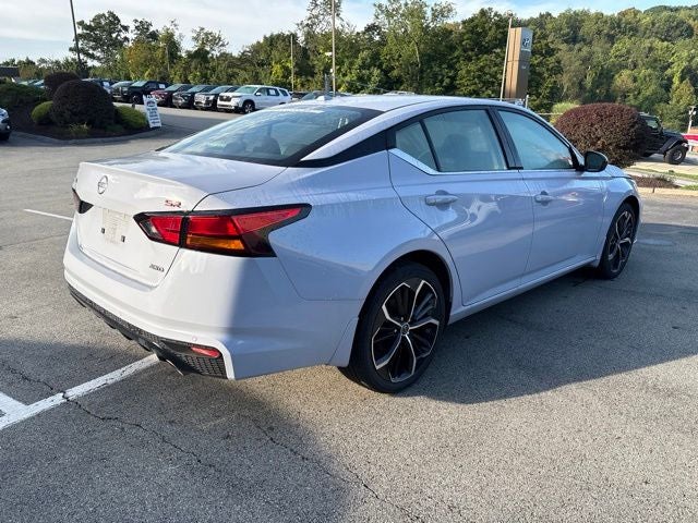 2025 Nissan Altima 2.5 SR