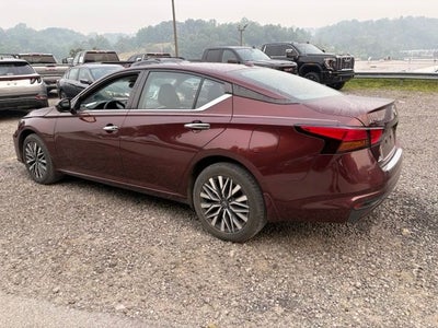 2023 Nissan Altima SV