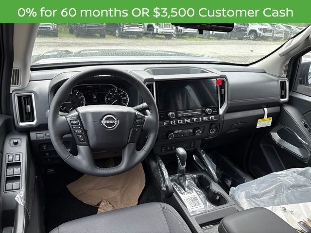 2026 Nissan Frontier Crew Cab SV