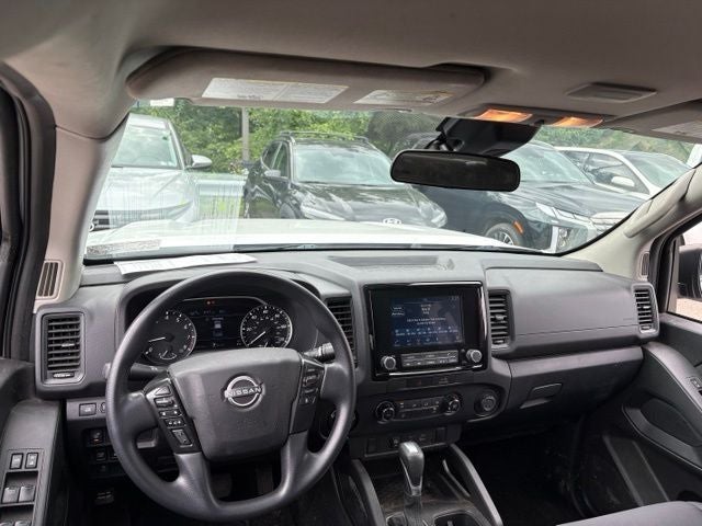 2022 Nissan Frontier Crew Cab S
