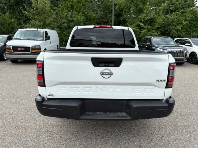 2022 Nissan Frontier Crew Cab S
