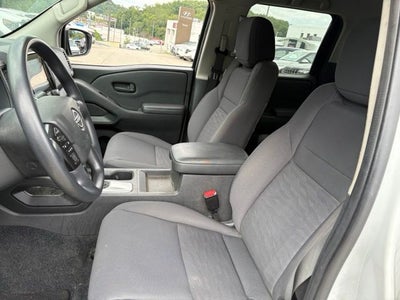 2022 Nissan Frontier Crew Cab S