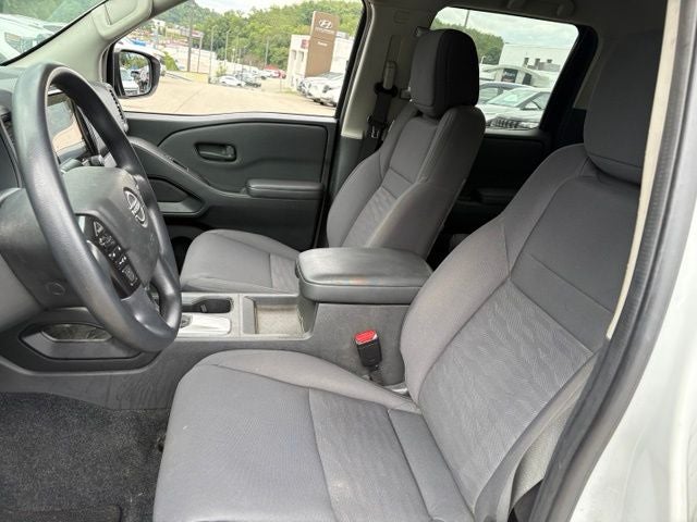 2022 Nissan Frontier Crew Cab S