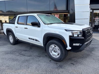 2024 Nissan Frontier Crew Cab SV