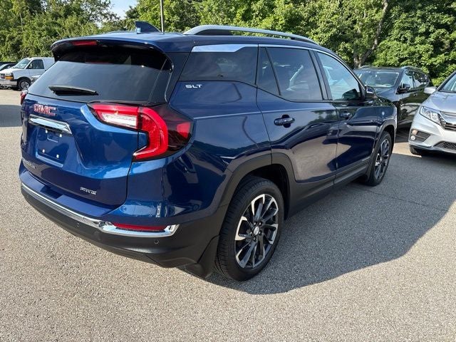 2022 GMC Terrain SLT