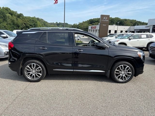 2023 GMC Terrain Denali