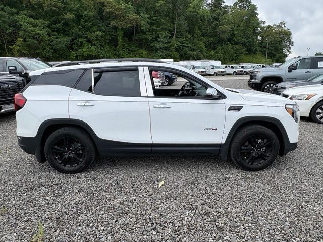 2023 GMC Terrain AT4