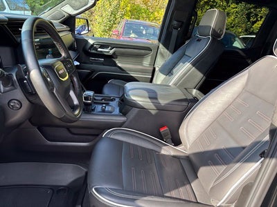 2025 GMC Sierra 1500 AT4X