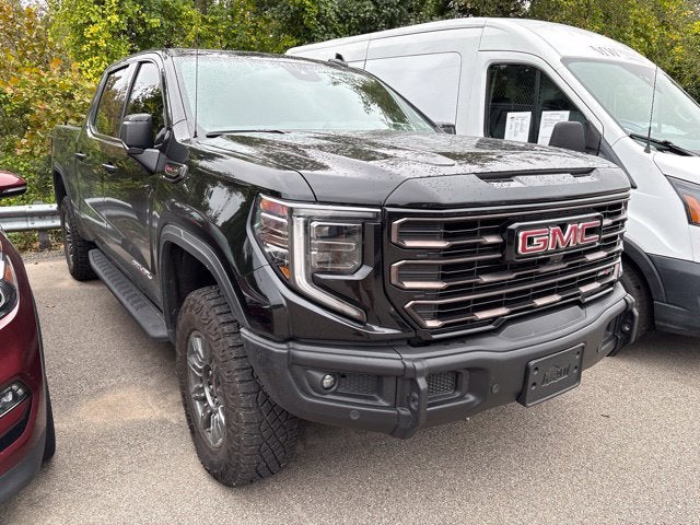 2025 GMC Sierra 1500 AT4X