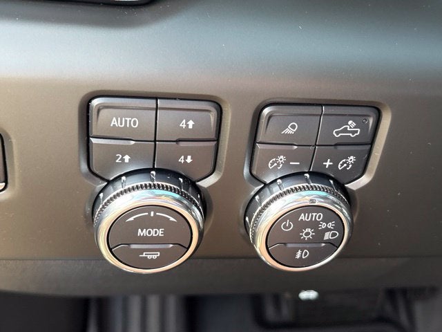 2025 GMC Sierra 1500 AT4X