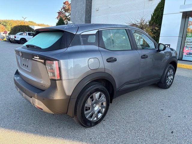2025 Nissan Kicks S