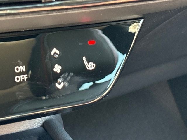 2027 Nissan Kicks SR