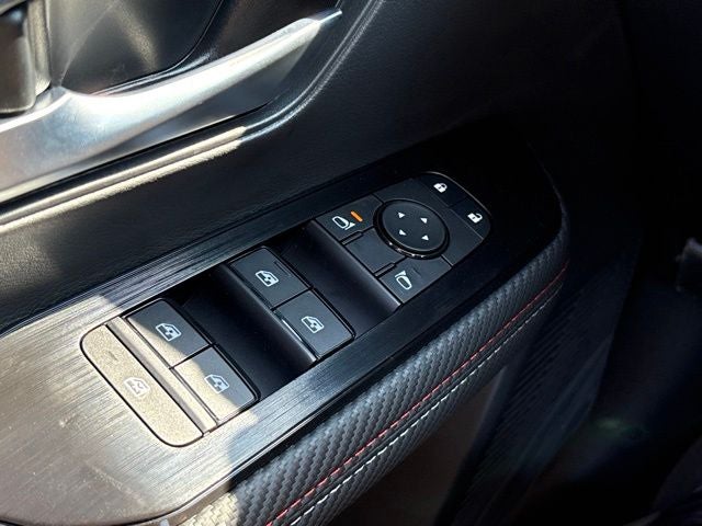 2027 Nissan Kicks SR