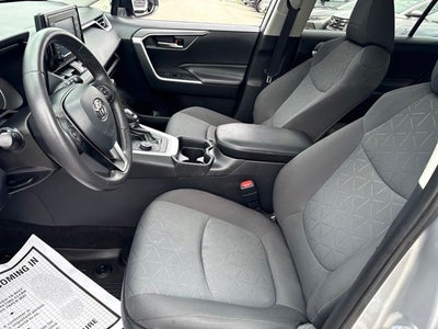 2021 Toyota RAV4 Hybrid XLE