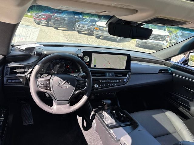 2024 Lexus ES 300h