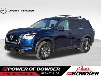 2022 Nissan Pathfinder SV