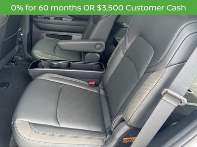 2026 Nissan Pathfinder SL