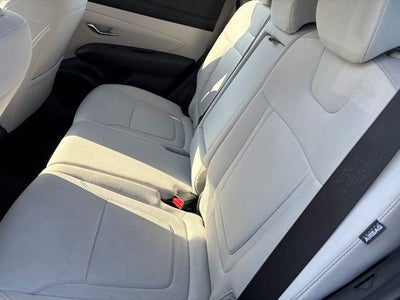 2025 Hyundai Tucson SE