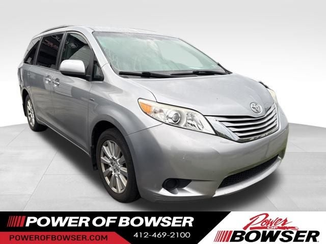 2017 Toyota Sienna LE 7 Passenger