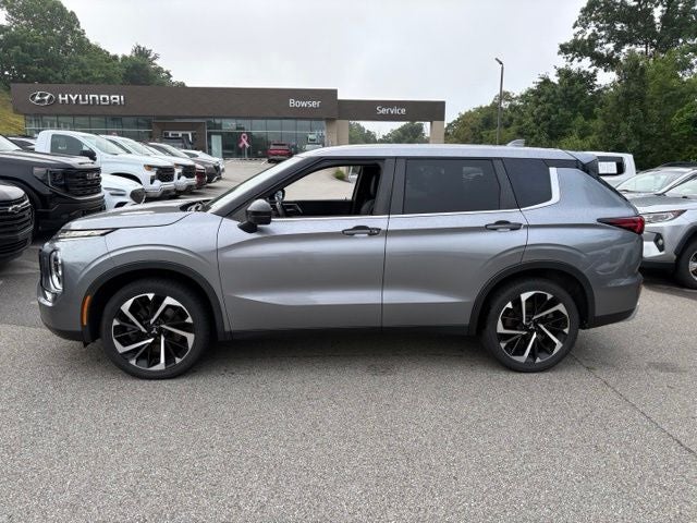 2022 Mitsubishi Outlander Black Edition