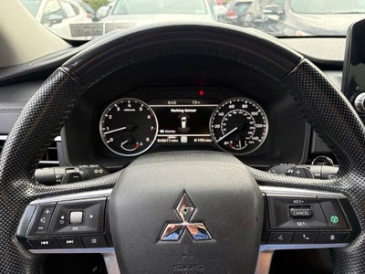 2022 Mitsubishi Outlander Black Edition