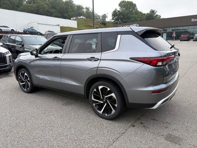 2022 Mitsubishi Outlander Black Edition
