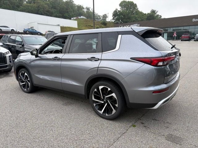 2022 Mitsubishi Outlander Black Edition