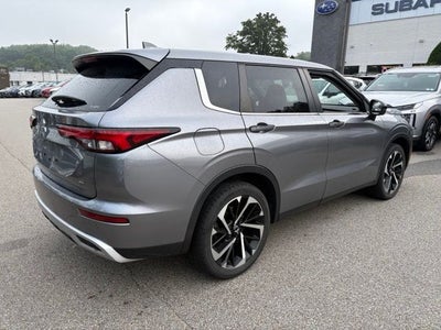 2022 Mitsubishi Outlander Black Edition