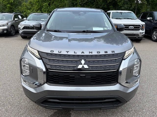 2022 Mitsubishi Outlander Black Edition