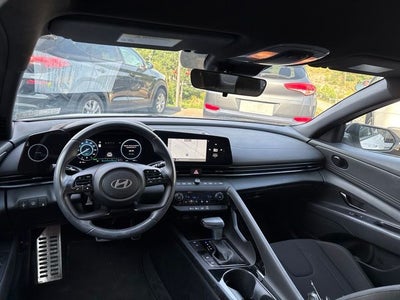 2025 Hyundai Elantra Hybrid SEL Sport