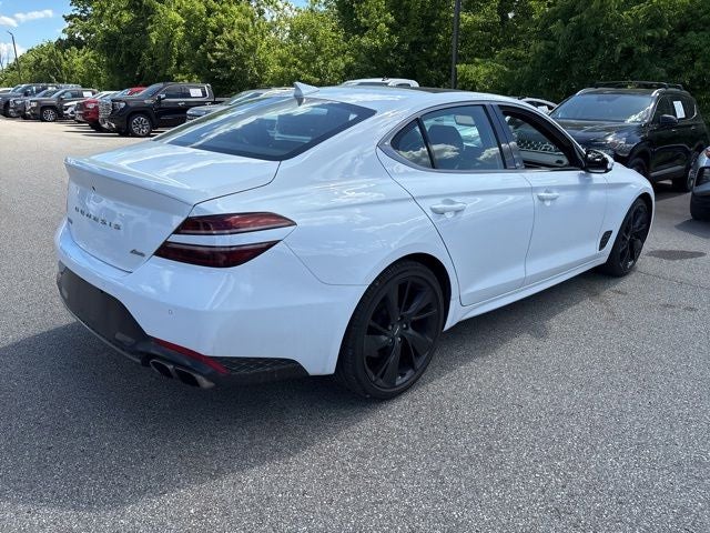 2023 Genesis G70 2.0T